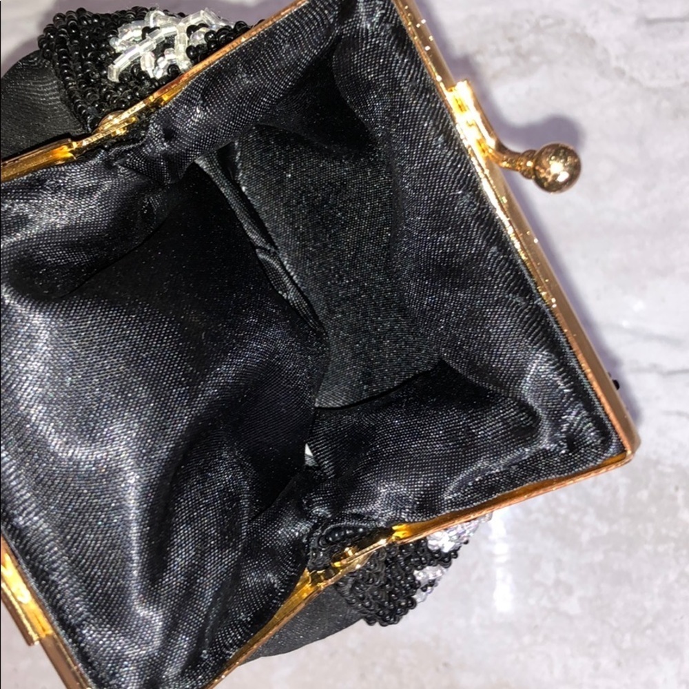 Snowflake Mini Clutch - Picture 5 of 5